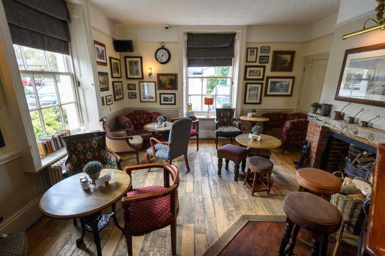 The Mortimer Arms (Adults Only) รอมซีย์ ภายนอก รูปภาพ